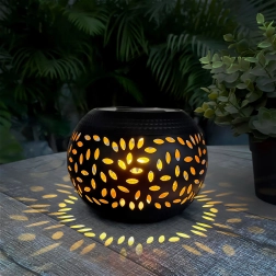 Lampă decorativă solară cu efect de flacără