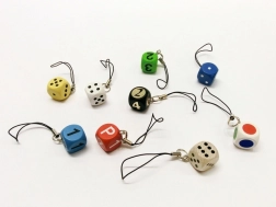 Detoa breloc cub – pandant colorat pentru chei