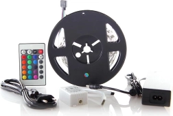 Bandă LED RGB Solight de 3 m cu telecomandă și adaptor
