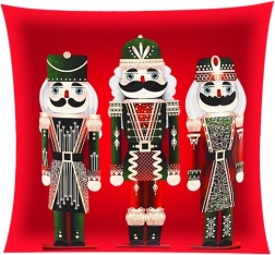 Husă plușată pentru pernă 40 × 40 cm cu motiv NUTCRACKER – Spărgătorul de nuci