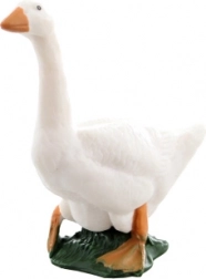 Figurină din plastic gâscă pe petic de iarbă 6 × 7 cm
