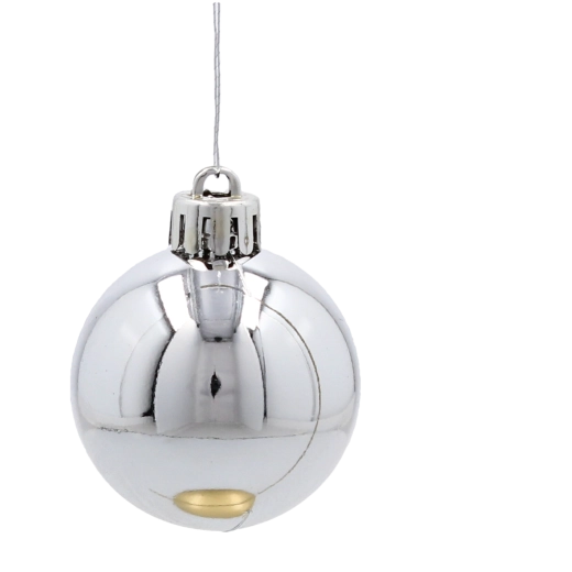 Sclipiri și reflexii care luminează interiorul