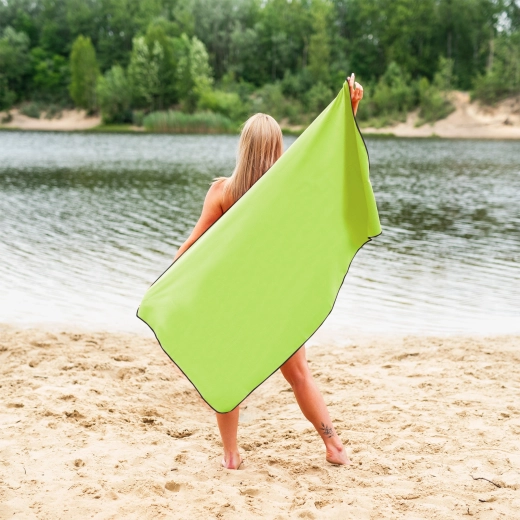 Universal: pentru fitness, la apă și la camping