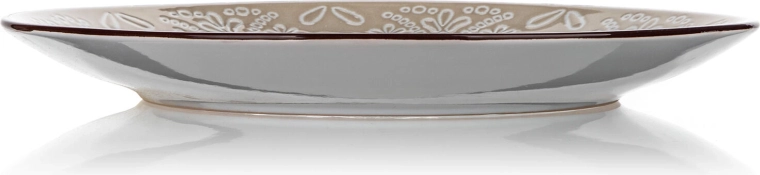 Formă practică, întinsă, pentru servire zilnică