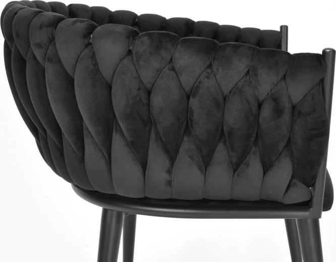 Catifea moale pentru confort și senzație de lux