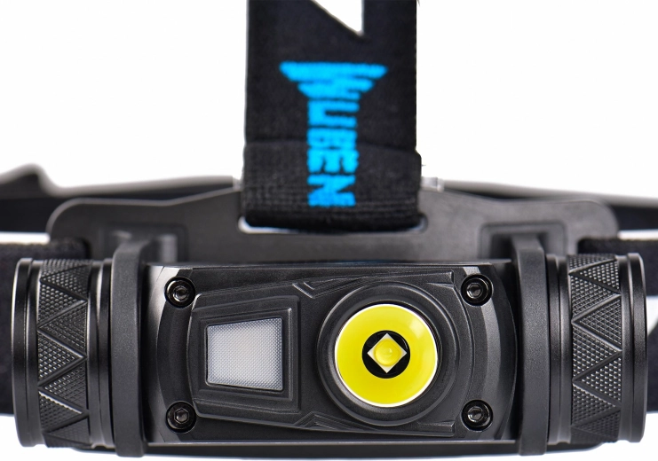 10 moduri inclusiv lumină roșie și SOS