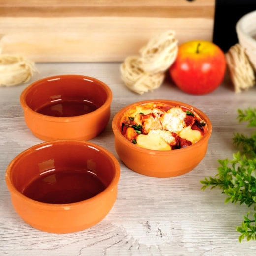 Stivuibile și ideale pentru tapas și deserturi