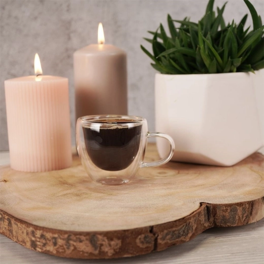 Material ușor și versatil