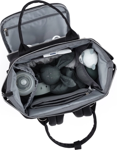 Acces rapid datorită deschiderii largi și fermoarului din spate