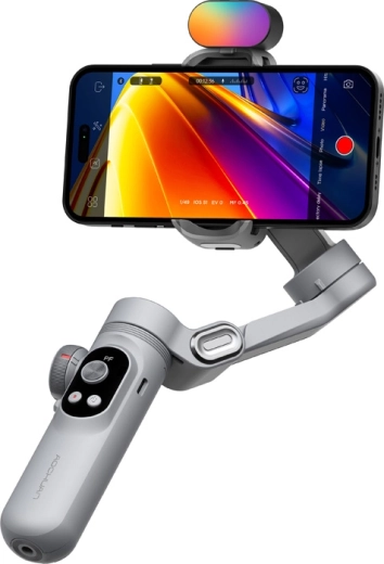 Lumină RGB și ecran OLED pentru control total