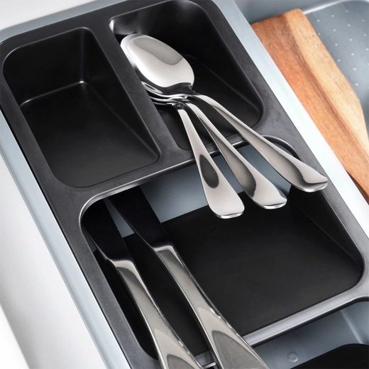 Interior antiderapant și curățare ușoară