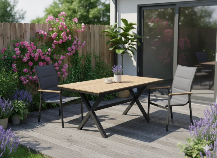 Structură solidă din aluminiu pentru orice vreme