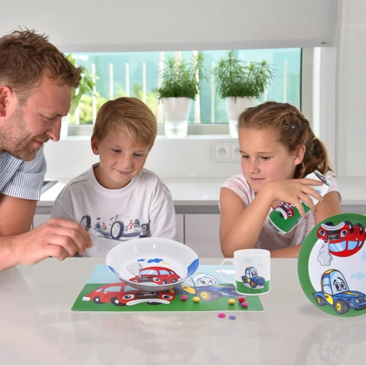 Dimensiune 35 × 25 cm – potrivită pentru masa copiilor