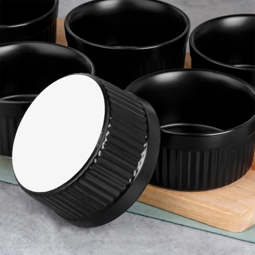 Design elegant și stivuire practică