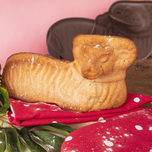 Formă 3D detaliată a mielului de Paște