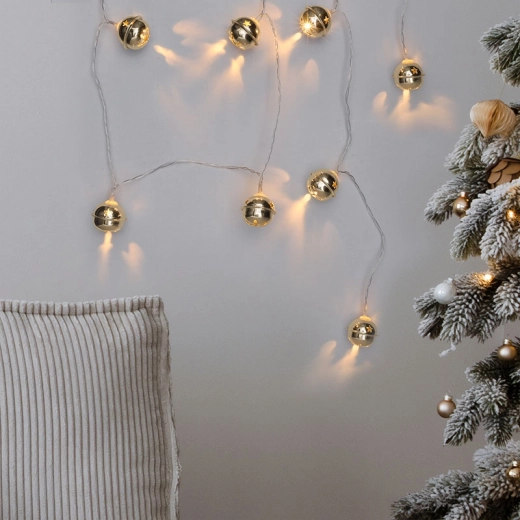Ideală pentru interior pentru o atmosferă festivă