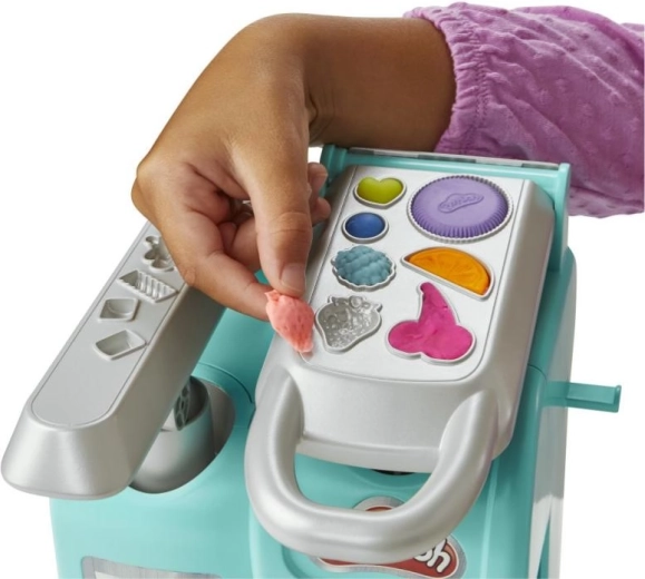 Matrițe pentru biscuiți, brioșe și gogoși