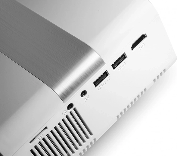 Conectare ușoară prin HDMI și USB