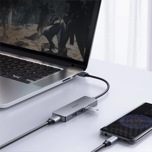 Transfer rapid până la 5 Gb/s