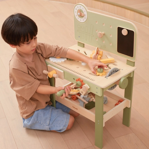 Atelier adevărat pentru micii meșteri