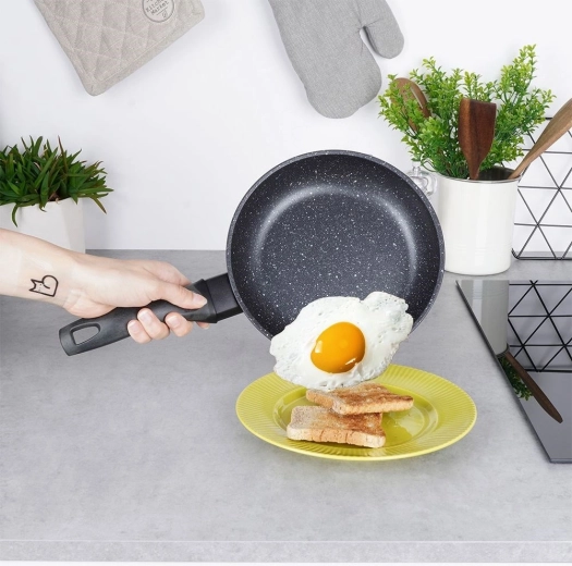 Suprafață din granit antiaderentă pentru o gătire mai sănătoasă