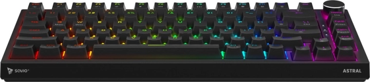 Iluminare RGB programabilă și aranjament compact cu 82 de taste