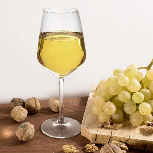 Capacitatea ideală de 385 ml pentru turnare obișnuită