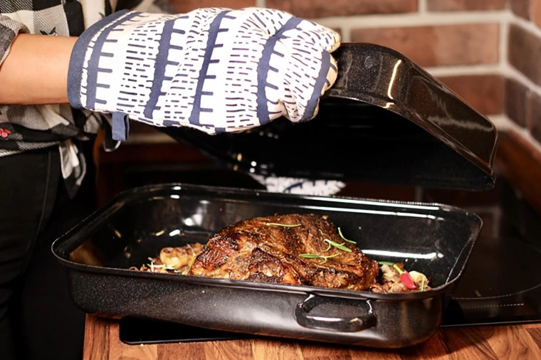 Fund texturat pentru coacere suculentă