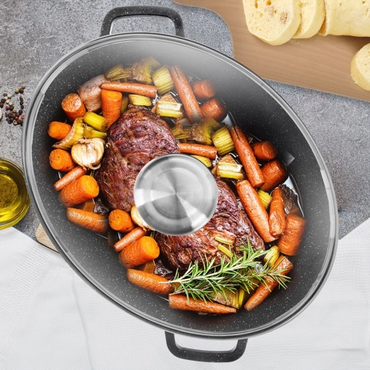 Utilizare universală pe plită și în cuptor