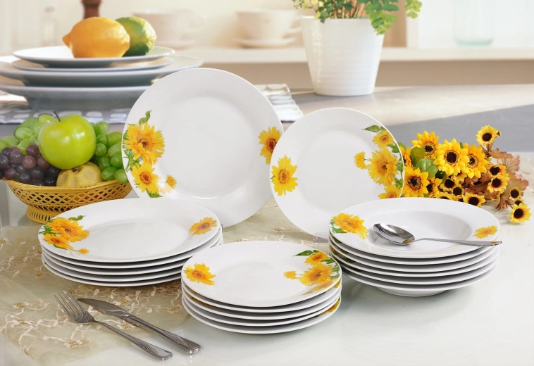 Porțelan rezistent cu glazură lucioasă