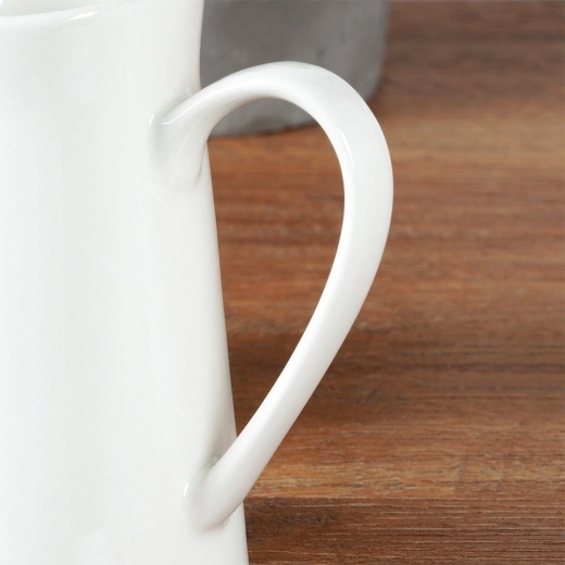 Prindere confortabilă datorită mânerului ergonomic