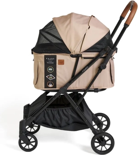 Cabină spațioasă și aerisită pentru confortul animalului