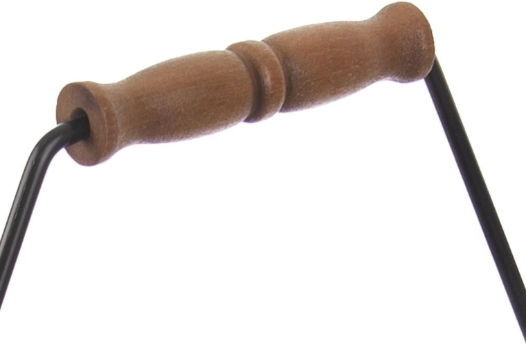 Mâner din lemn confortabil