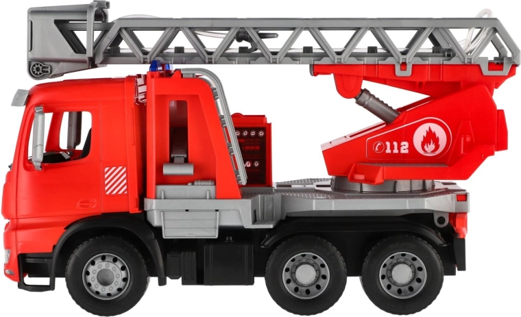 Construcție rezistentă pentru joaca în aer liber
