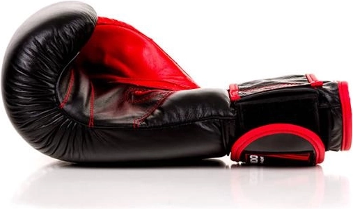 Spumă PUR întărită cu absorbție ridicată a șocurilor