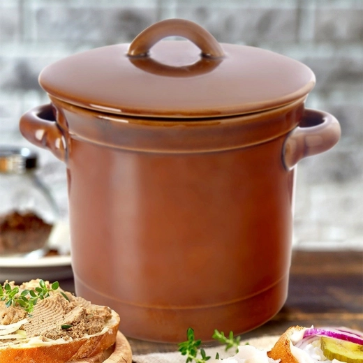 Pentru mașina de spălat vase, cuptorul cu microunde și cuptorul până la 200 °C