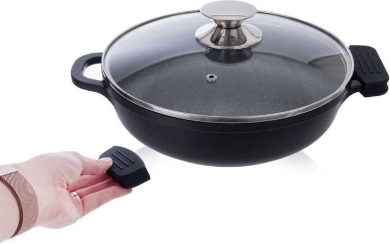 Universale pentru majoritatea oalelor și tigăilor