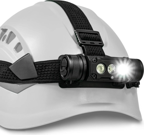 Până la 1200 lm și rază de 100 m