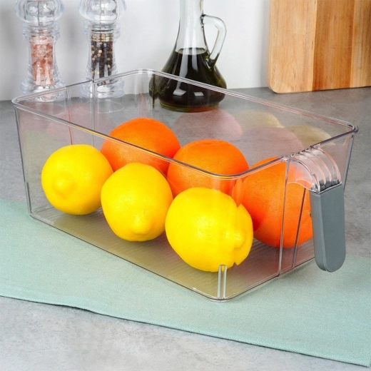 Glisare ușoară datorită mânerului comod