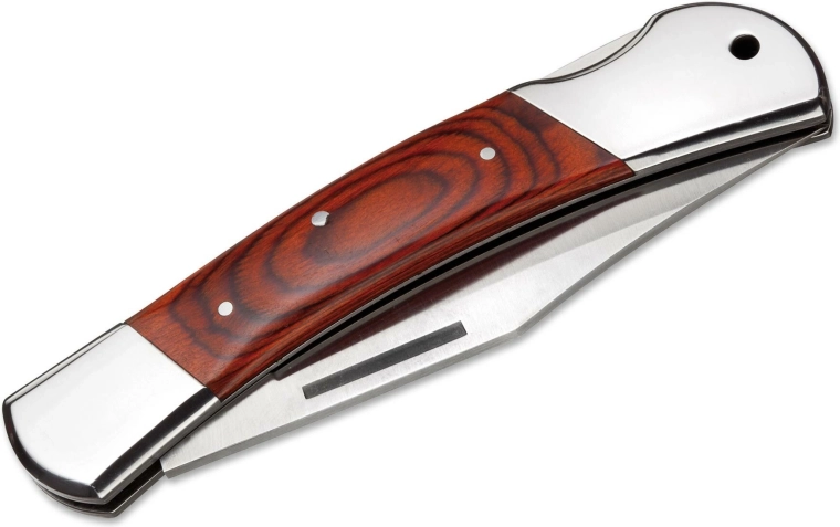 Mâner ergonomic Pakka și deschidere ușoară