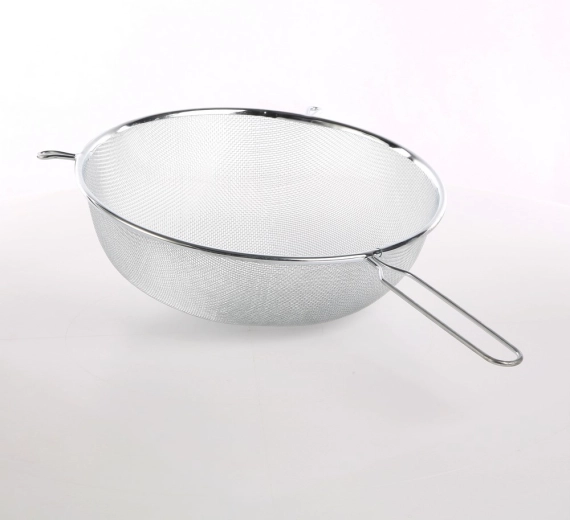 Sită de bucătărie din metal cu mâner 26 cm