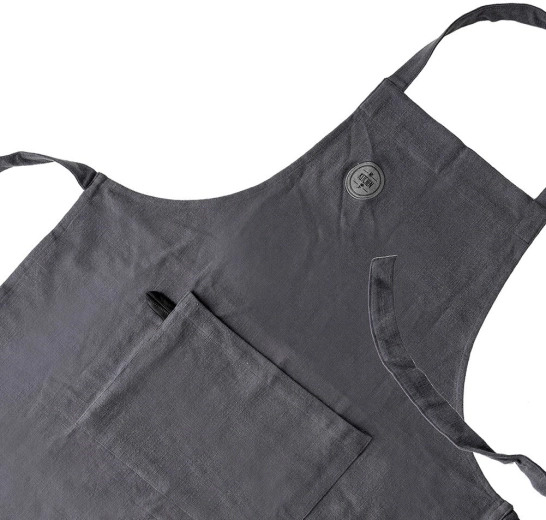 Buzunar frontal practic