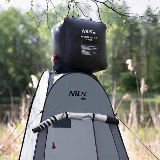 Pregătită pentru duș în aer liber