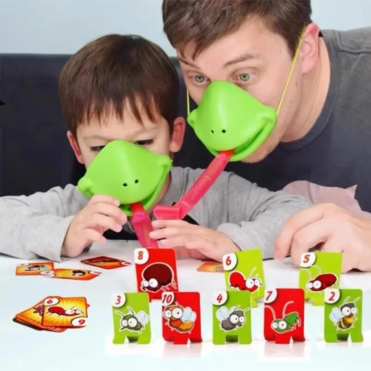 Distracție dinamică cu măști de broască