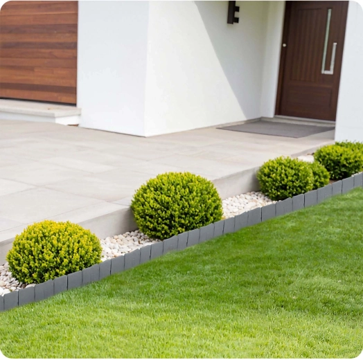 Separare curată între gazon și pietriș