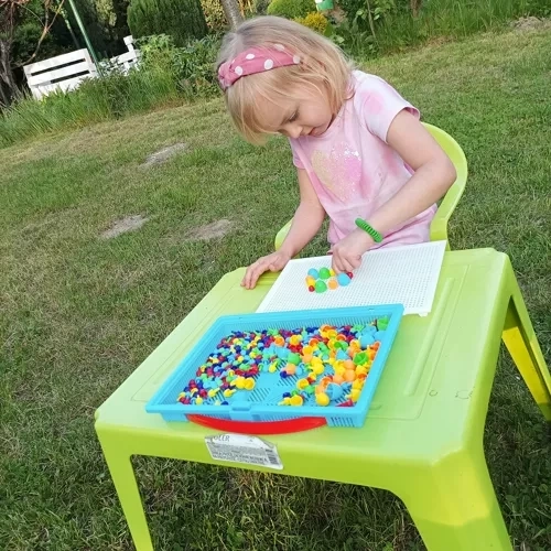 Învățare prin joc: motricitate, concentrare și logică