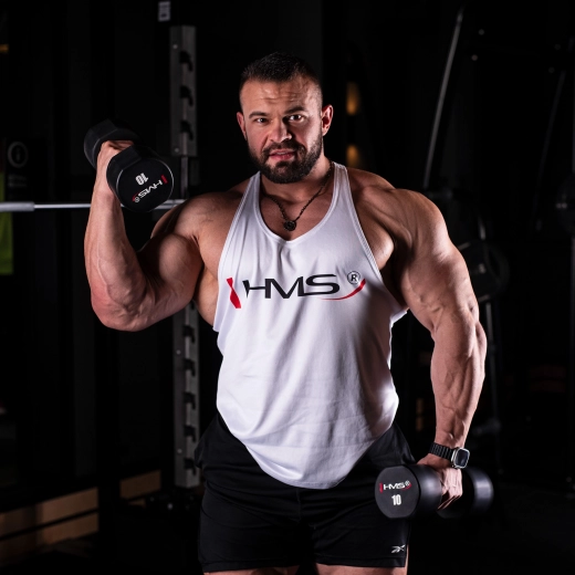 Dimensiuni compacte și echilibrare pentru un control mai bun