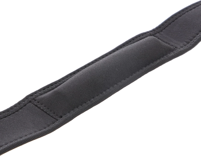 Material confortabil, care stă fix