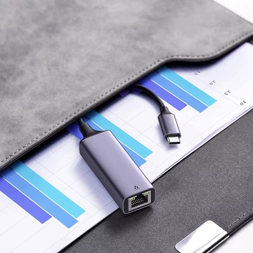 Carcasă rezistentă din aluminiu și indicatoare LED