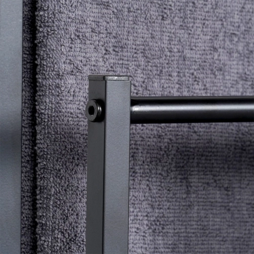 Construcție metalică solidă, finisaj mat